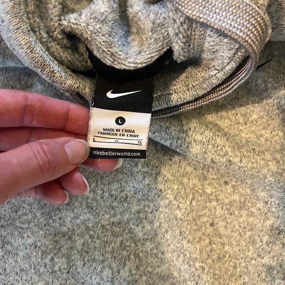 NIKE Women's Thermal Hoodie Heather Grey Size Large - Picture 4 of 7